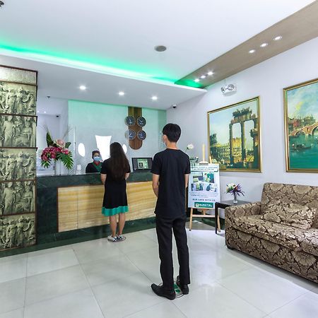 Eurotel Vivaldi Araneta Quezon City Exterior foto